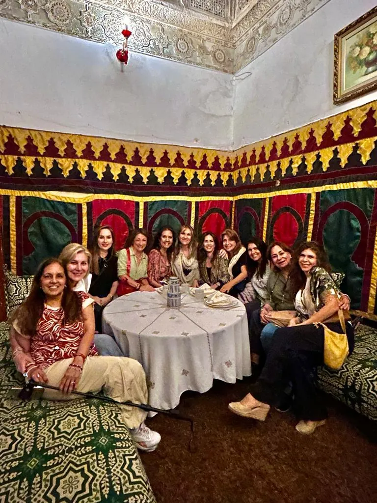 Marruecos: colores, puertas doradas y té de menta: foto del grupo 5
